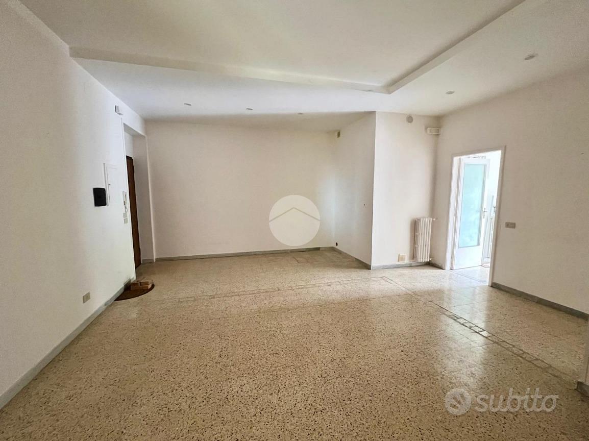 3 LOCALI A MENDICINO - Altro