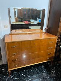 Comò con specchio vintage