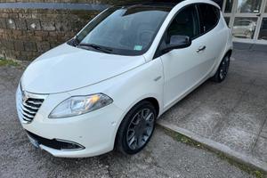 Lancia Ypsilon 1.3 MJT 16V 95 CV 5 porte S&S Plati