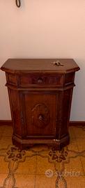 mobiletto in legno