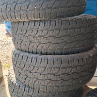 gomme pick up 265 60r18 