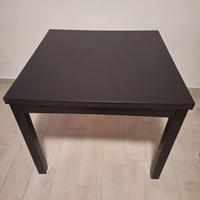 Tavolo quadrato allungabile