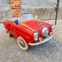 Auto a pedali giordani