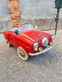 Auto a pedali giordani