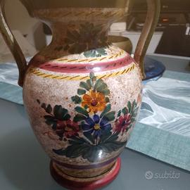 vaso Deruda.