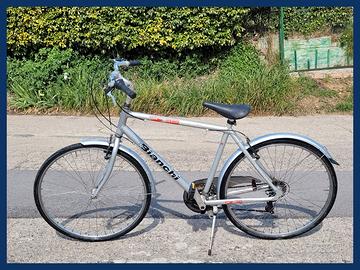 Bianchi Spillo Rubino mobilità urbana presente