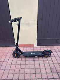 Monopattino elettrico funzionate