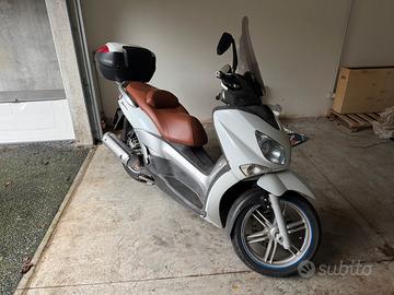 Yamaha xcity 250
