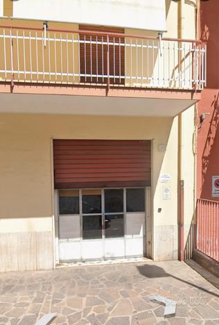 Garage box per auto Formia centro