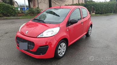 Peugeot 107 - adatta neo-patentati