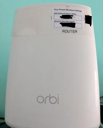 Netgear Orbi WiFi RBK43 Router + 2 satelliti 375m2
