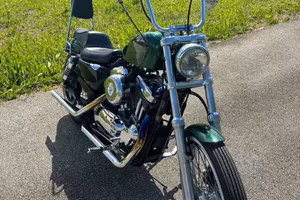 Harley Davidson seventy two 1200cc