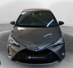 Toyota Yaris 1.5 Hybrid 5 porte Cool