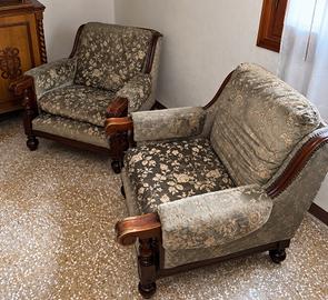 Poltrone e divano vintage