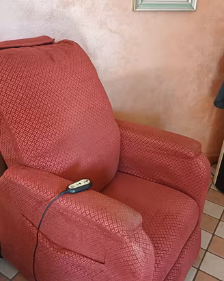 Poltrona relax elettrica alzapersona MASTRO
