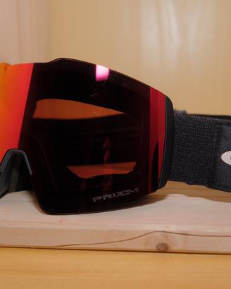 Oakley Fall Line L