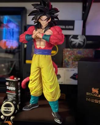 Action Figure Goku SSJ4 Dragon Ball GT