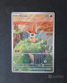 Carta Pokémon Victini Promo (SVP208) ITA