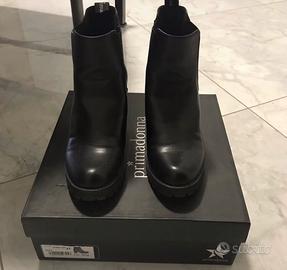 Stivaletti Primadonna numero 37