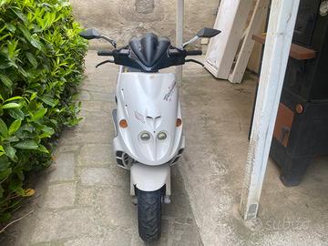 malaguti phantom f12 usato