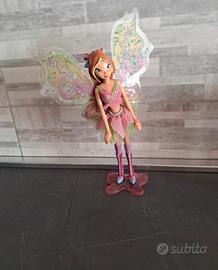 bambola winx club flora believix 22 cm