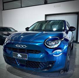 Fiat 600 1.2 110CV Hybrid La Prima