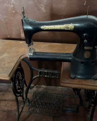 Macchina cucire Singer d'epoca