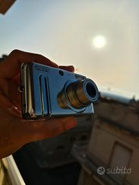Fotocamera Digitale Vintage Cromata Acer