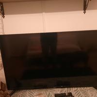 Smart TV Q.bell 50" da riparare
