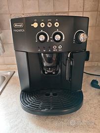 Macchina caffè De Longhi Magnifica