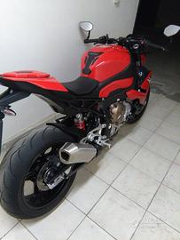 BMW S1000R