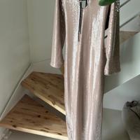 Abito nude con paillettes