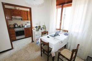 Casa indipendente di 137 m² con 3 locali e box aut