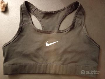 Top sportivo Nike