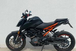KTM Duke 125