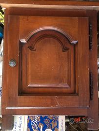 Comodini in legno massello