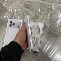 Iphone 17 pro 512 nuovo accetto scambi con iphone