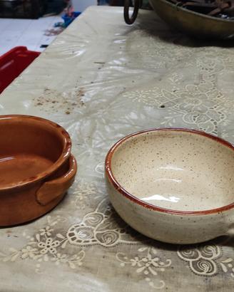 tegamini in terracotta 
