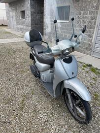 Scarabeo 100 4 tempi