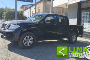NISSAN Navara DOUBLE CAB 2.5 DCI 190 LE 4WD