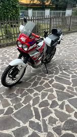 Africa Twin 750