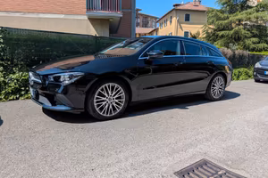 MERCEDES CLA 180 Shooting Brake Auotmatic Sport
