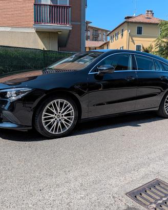 MERCEDES CLA 180 Shooting Brake Auotmatic Sport