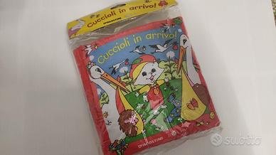 Libro morbido in stoffa prima infanzia Cuccioli