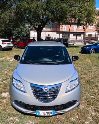 Lancia y metano 