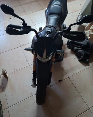 Aprilia dorsoduro