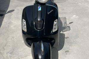 Vespa GTS 250