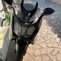 Scooter bmw 650 gt