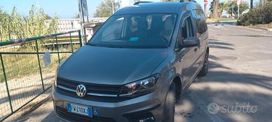 auto voswagen caddy 1400 tgi trendy 