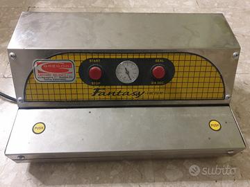 Macchina confezionatrice sottovuoto